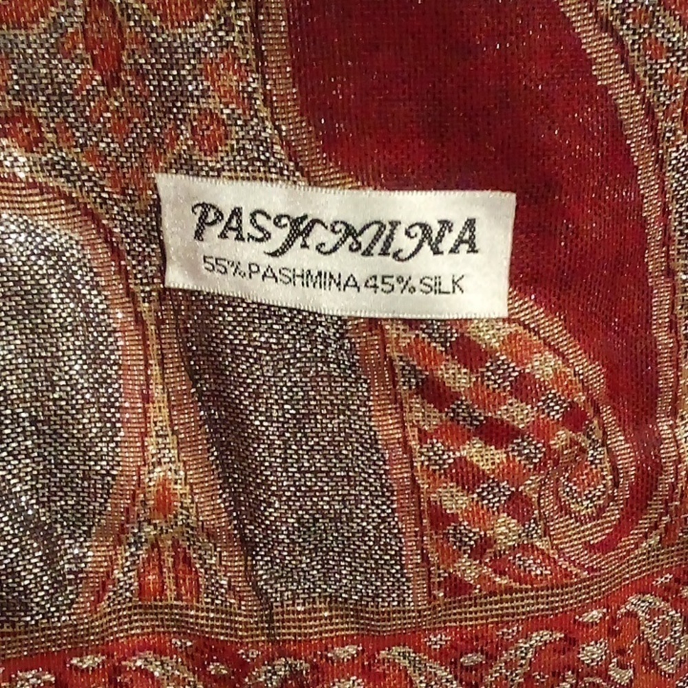 Gorgeous Pashmina Wrap/scarf - Picture 6 of 8
